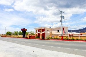 hoteles y resorts en azua republica dominicana