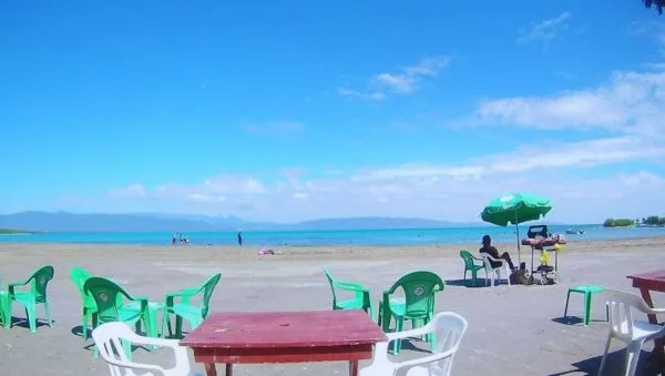 playa monte rio en azua un paraiso escondido para los amantes del sol