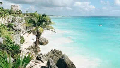 playas virgenes y secretas de la costa sur un paraiso por descubrir