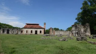 ruinas del ingenio boca de nigua y su vinculo con el azucar en la colonia